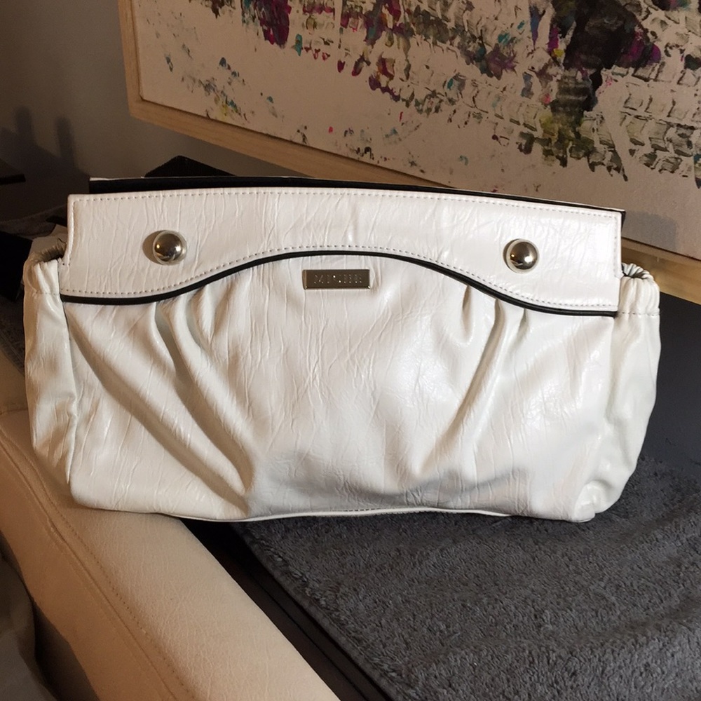 Miche White Clutch
